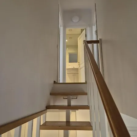 Grand Attic Penthouse דירה *
